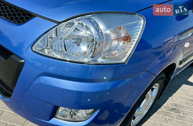 Минивэн Hyundai Matrix 2010 в 