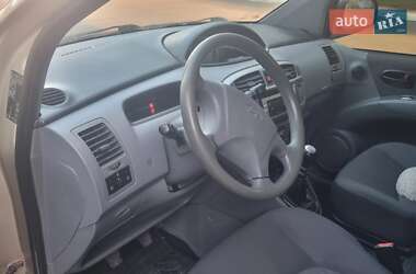 Минивэн Hyundai Matrix 2008 в 