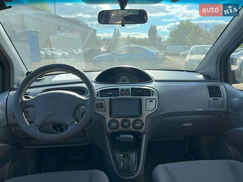 Минивэн Hyundai Matrix 2008 в Киеве