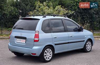 Минивэн Hyundai Matrix 2008 в 