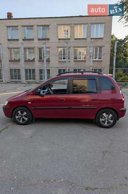 Минивэн Hyundai Matrix 2006 в 