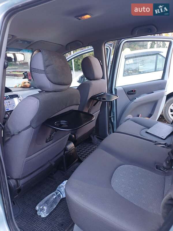 Минивэн Hyundai Matrix 2008 в Изюме фото 5 Минивэн Hyundai Matrix 2008 в Изюме