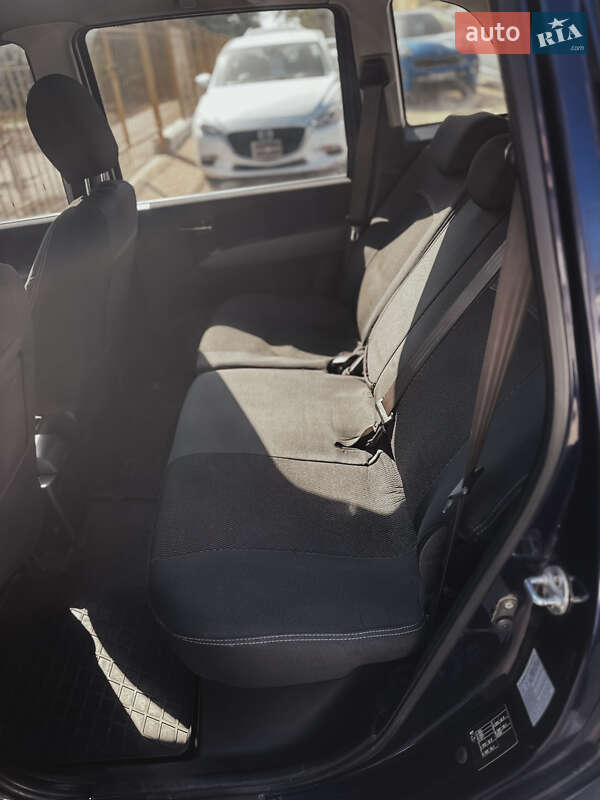 Минивэн Hyundai Matrix 2008 в Николаеве фото 12 Минивэн Hyundai Matrix 2008 в Николаеве