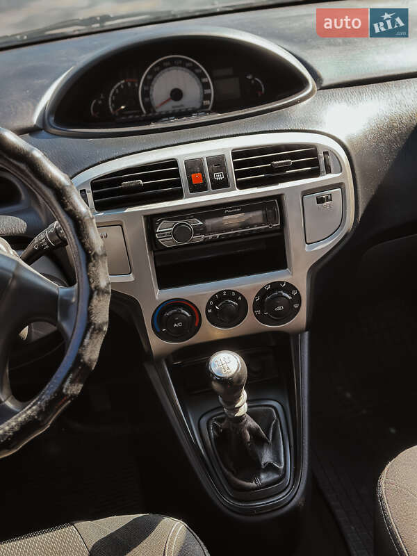 Минивэн Hyundai Matrix 2008 в Николаеве фото 9 Минивэн Hyundai Matrix 2008 в Николаеве