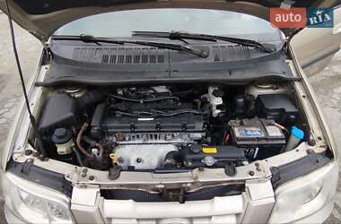 Минивэн Hyundai Matrix 2006 в 