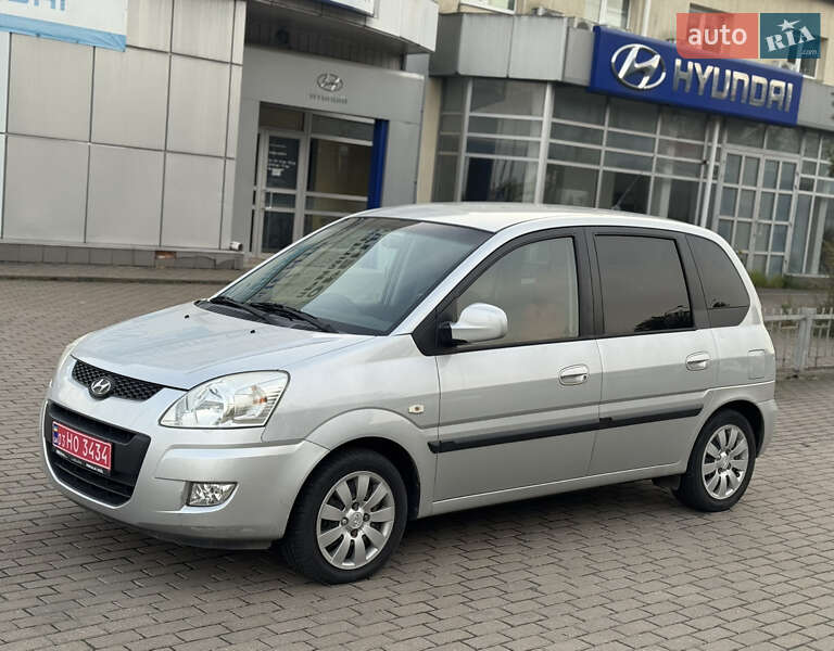 Мінівен Hyundai Matrix 2009 в Рівному