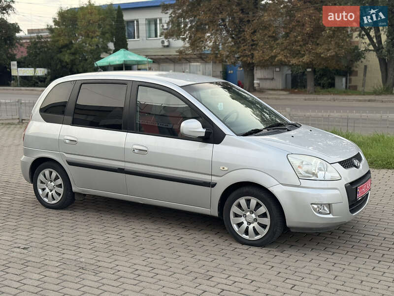 Мінівен Hyundai Matrix 2009 в Рівному