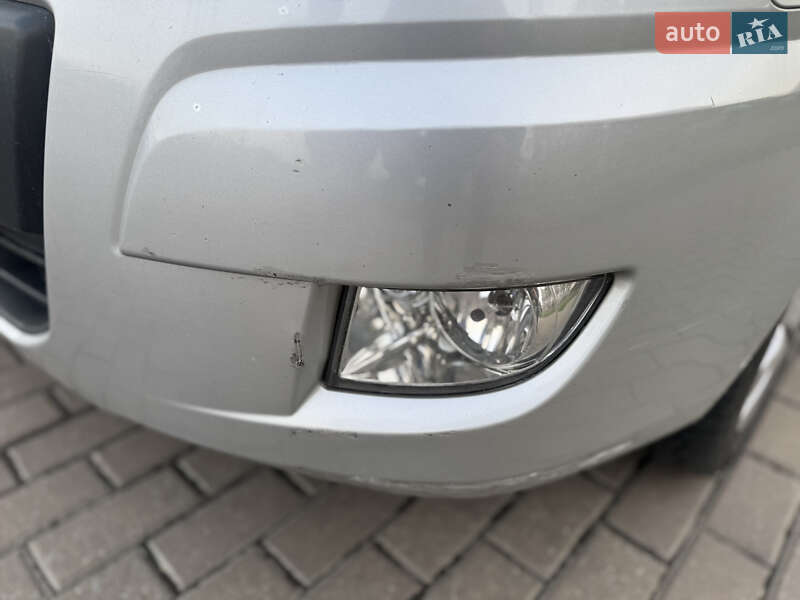 Мінівен Hyundai Matrix 2009 в Рівному