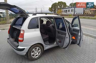 Мінівен Hyundai Matrix 2006 в 