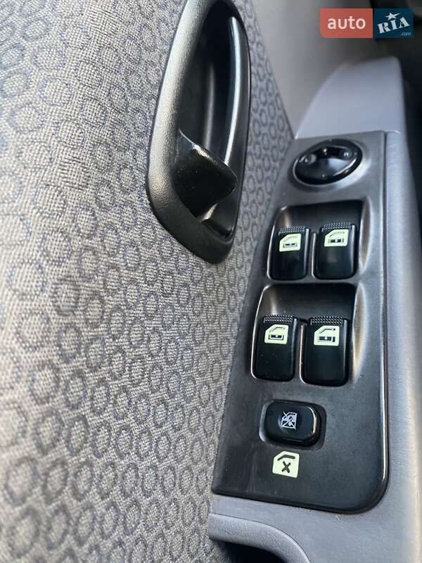 Мінівен Hyundai Matrix 2006 в Тернополі