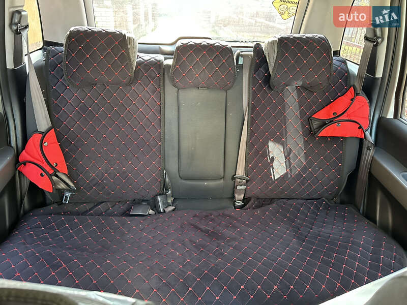 Мінівен Hyundai Matrix 2010 в Тернополі фото 15 Мінівен Hyundai Matrix 2010 в Тернополі