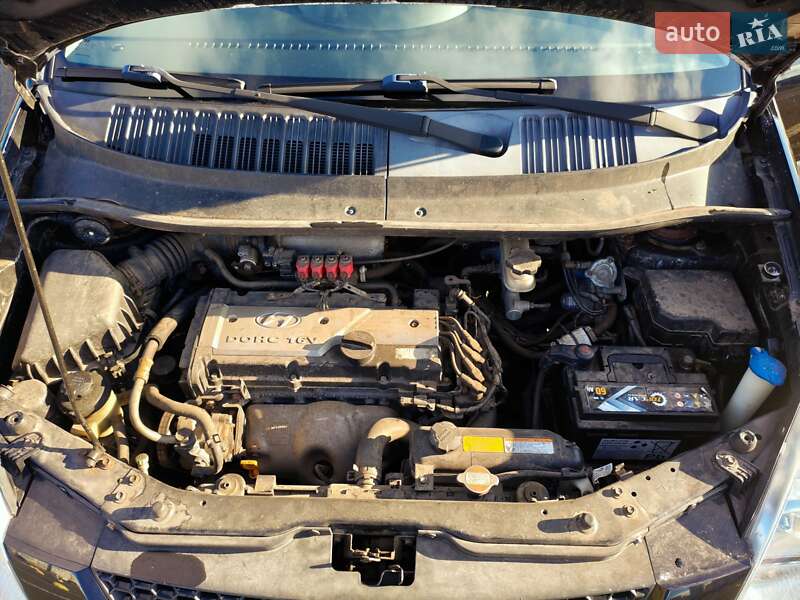 Минивэн Hyundai Matrix 2009 в Киеве фото 3 Минивэн Hyundai Matrix 2009 в Киеве