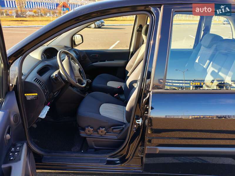 Минивэн Hyundai Matrix 2009 в Киеве фото 11 Минивэн Hyundai Matrix 2009 в Киеве