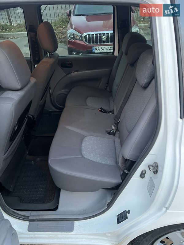 Минивэн Hyundai Matrix 2006 в Киеве