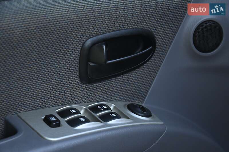 Минивэн Hyundai Matrix 2004 в Бердичеве