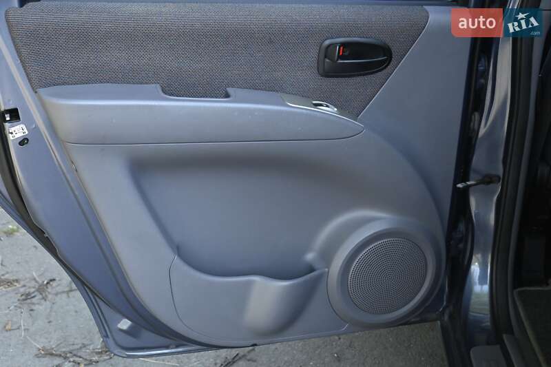 Минивэн Hyundai Matrix 2004 в Бердичеве