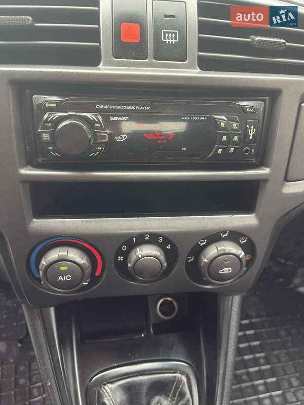 Мінівен Hyundai Matrix 2002 в Одесі