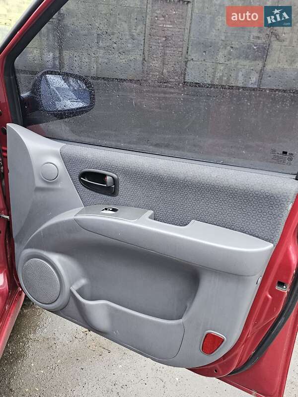 Минивэн Hyundai Matrix 2006 в Киеве