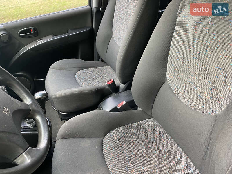 Мінівен Hyundai Matrix 2001 в Полтаві