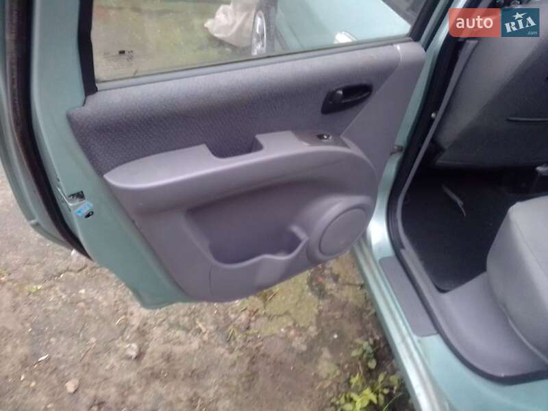 Минивэн Hyundai Matrix 2006 в Киеве фото 5 Минивэн Hyundai Matrix 2006 в Киеве