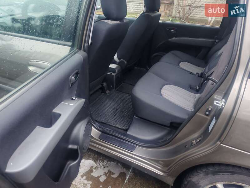 Минивэн Hyundai Matrix 2009 в Смеле фото 8 Минивэн Hyundai Matrix 2009 в Смеле