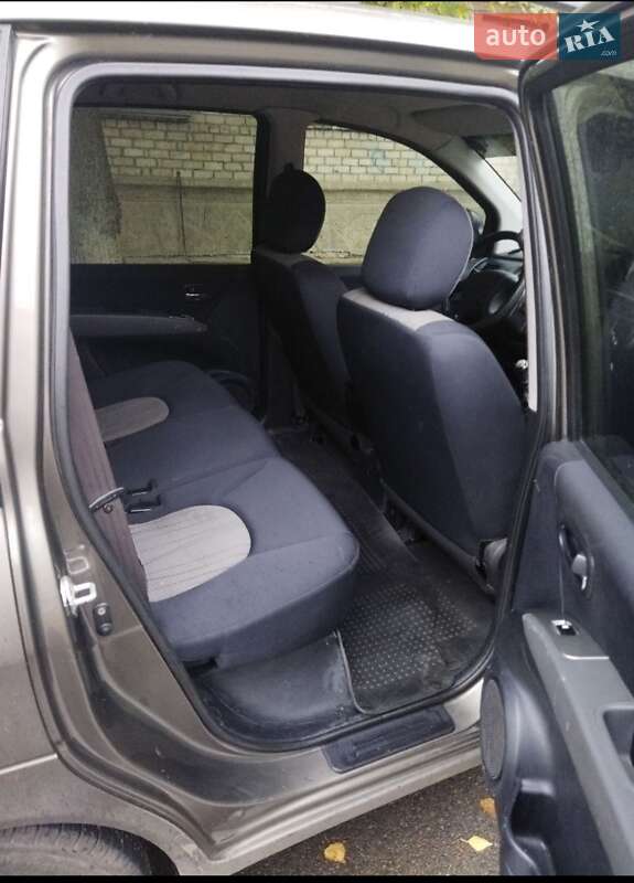 Минивэн Hyundai Matrix 2008 в Павлограде