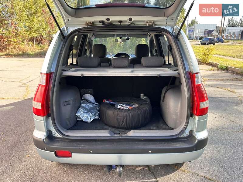 Минивэн Hyundai Matrix 2007 в Запорожье
