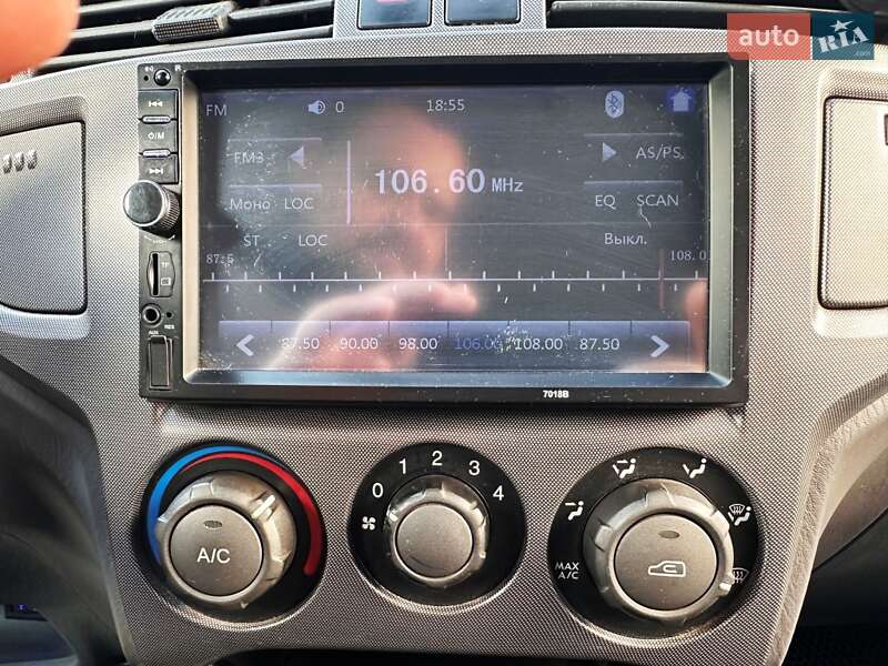 Минивэн Hyundai Matrix 2007 в Запорожье