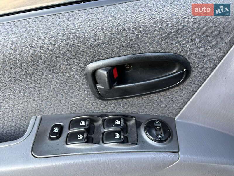 Минивэн Hyundai Matrix 2006 в Николаеве