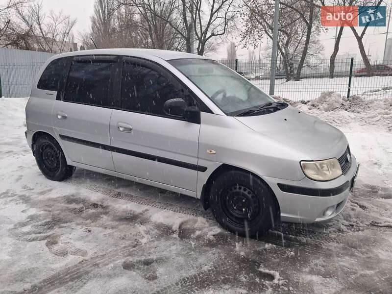 Минивэн Hyundai Matrix 2007 в Киеве