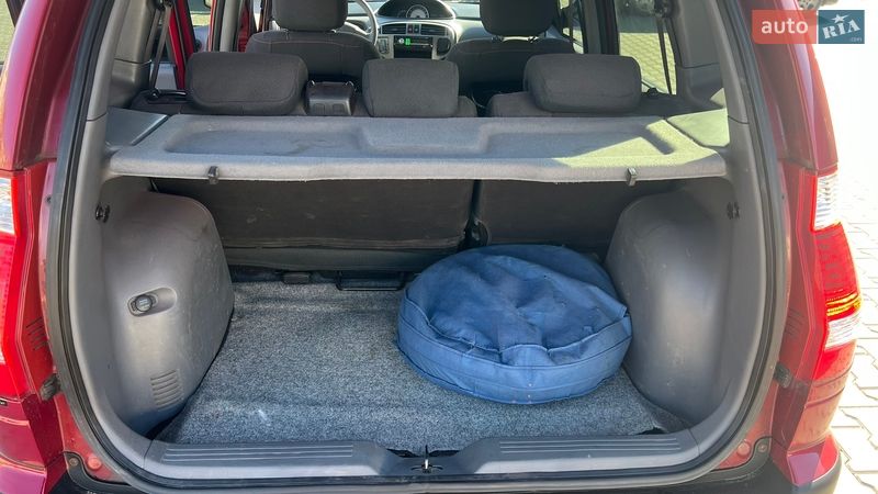 Мінівен Hyundai Matrix 2006 в Кривому Розі