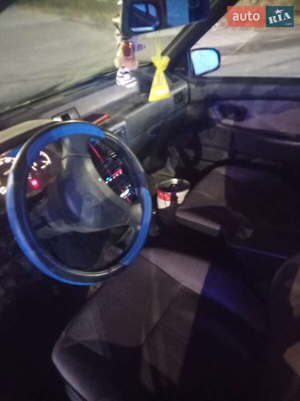 Седан Hyundai Pony 1994 в Днепре