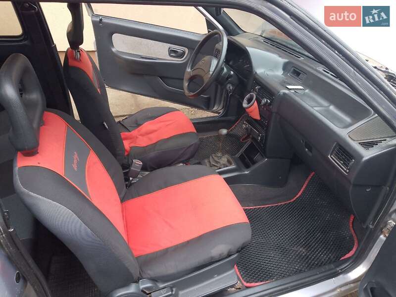 Хэтчбек Hyundai Pony 1992 в Ровно
