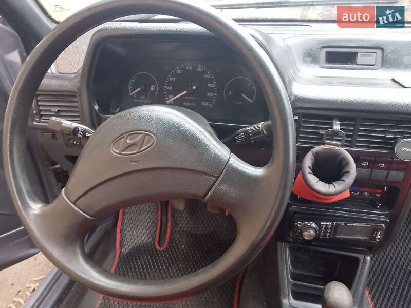 Хэтчбек Hyundai Pony 1992 в Ровно