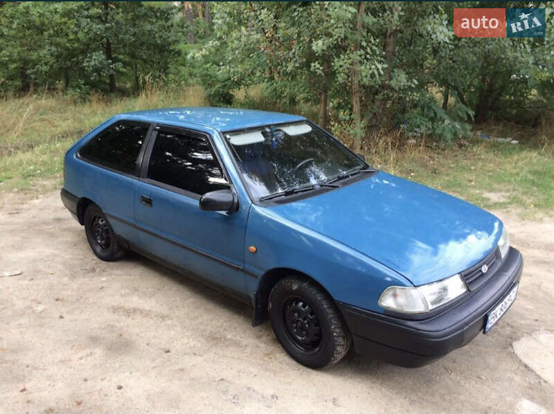Седан Hyundai Pony 1994 в 