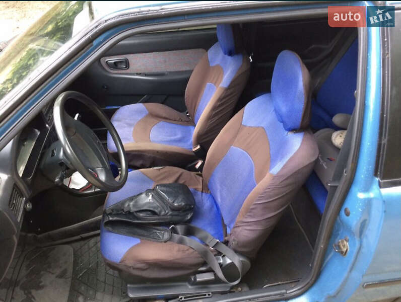 Седан Hyundai Pony 1994 в Киеве