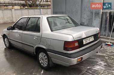 Седан Hyundai Pony 1994 в Киеве