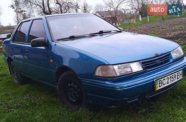 Седан Hyundai Pony 1992 в Львове