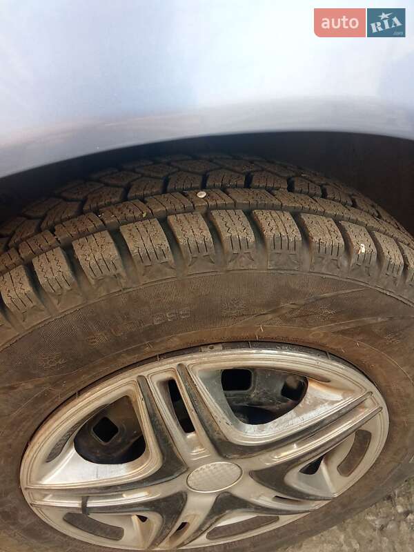 Седан Hyundai Pony 1994 в Ізмаїлі