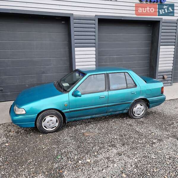 Седан Hyundai Pony 1994 в Тернополе