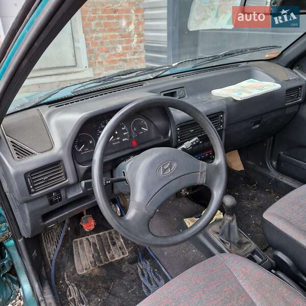 Седан Hyundai Pony 1994 в Тернополе