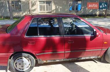 Седан Hyundai Pony 1993 в 