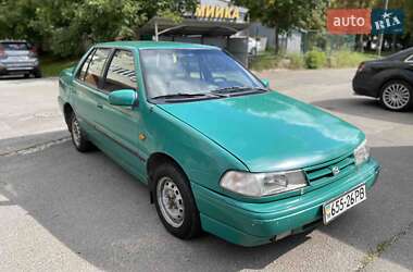 Седан Hyundai Pony 1994 в Ровно