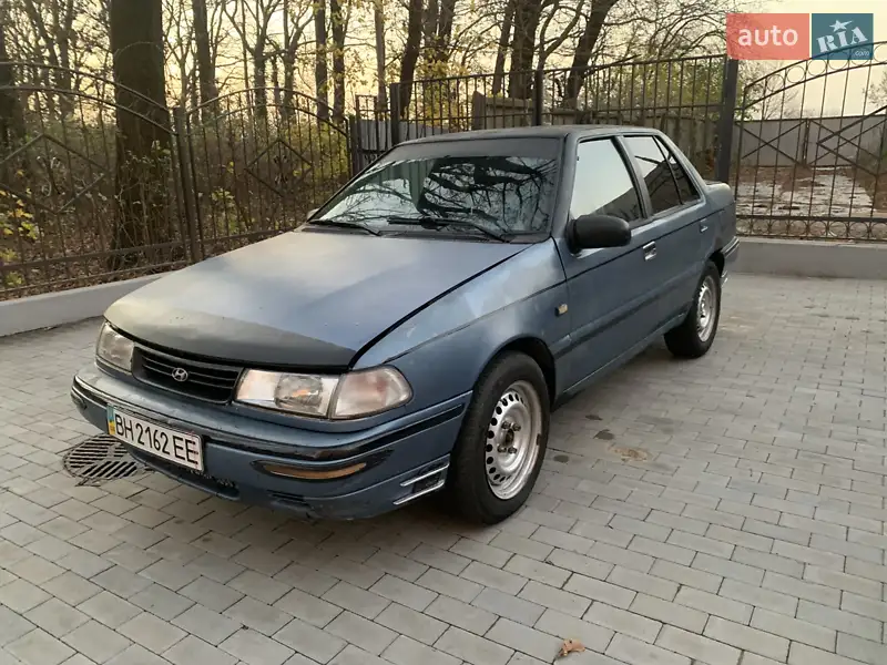 Hyundai Pony 1992