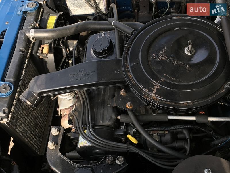 Седан Hyundai Pony 1992 в Вышгороде