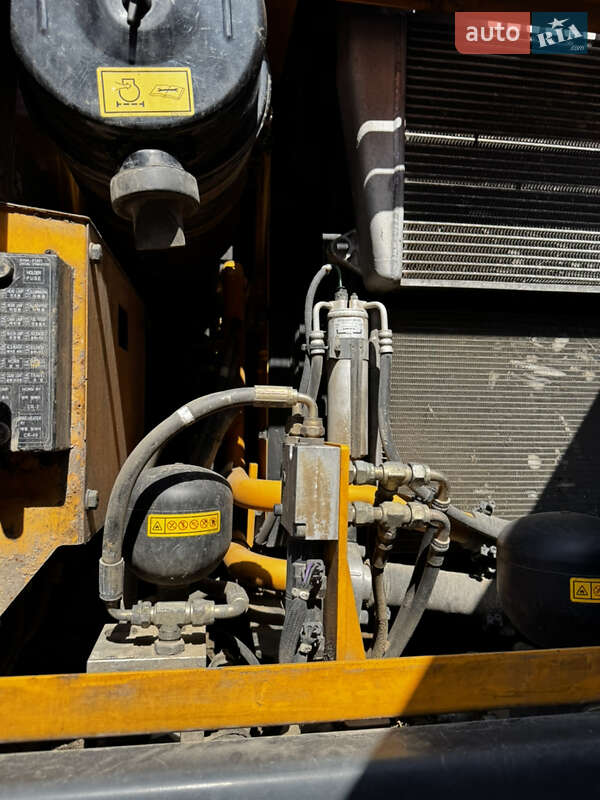 Екскаватор навантажувач Hyundai R 200-W7 2007 в Білій Церкві