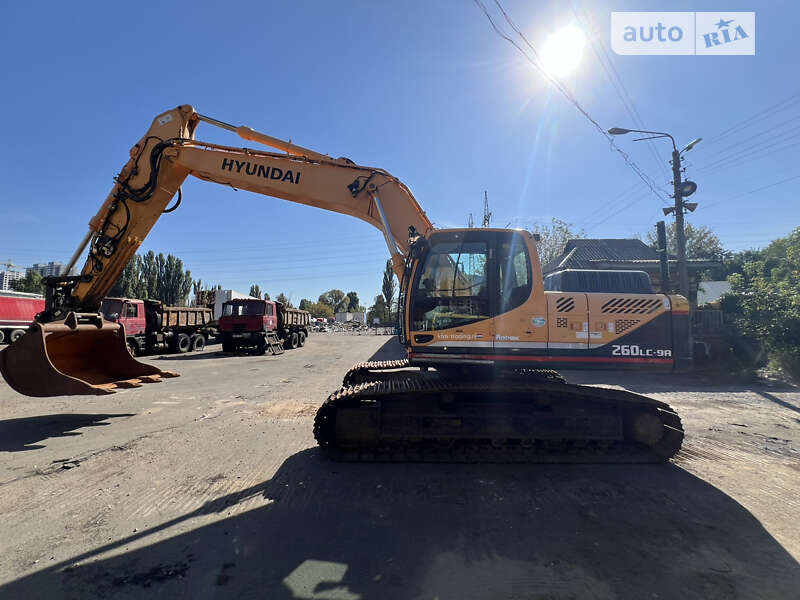 Hyundai R 260 2013
