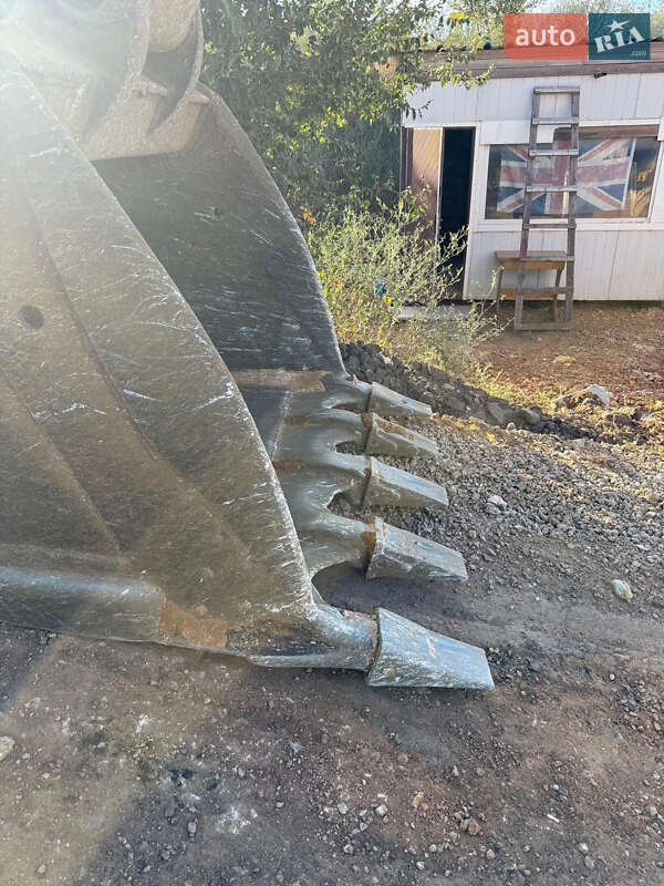 Гусеничный экскаватор Hyundai R 380LC-9A 2016 в Одессе фото 9 Гусеничный экскаватор Hyundai R 380LC-9A 2016 в Одессе