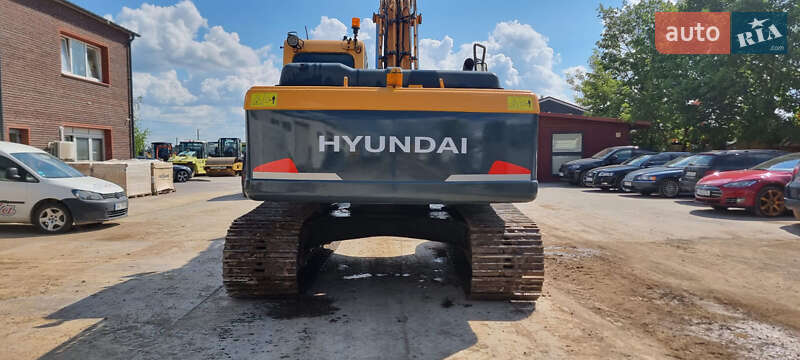 Гусеничный экскаватор Hyundai Robex 220 LC-9A 2012 в Самборе