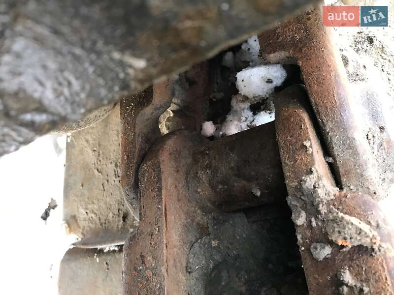 Гусеничный экскаватор Hyundai ROBEX 2007 в Косове фото 18 Гусеничный экскаватор Hyundai ROBEX 2007 в Косове